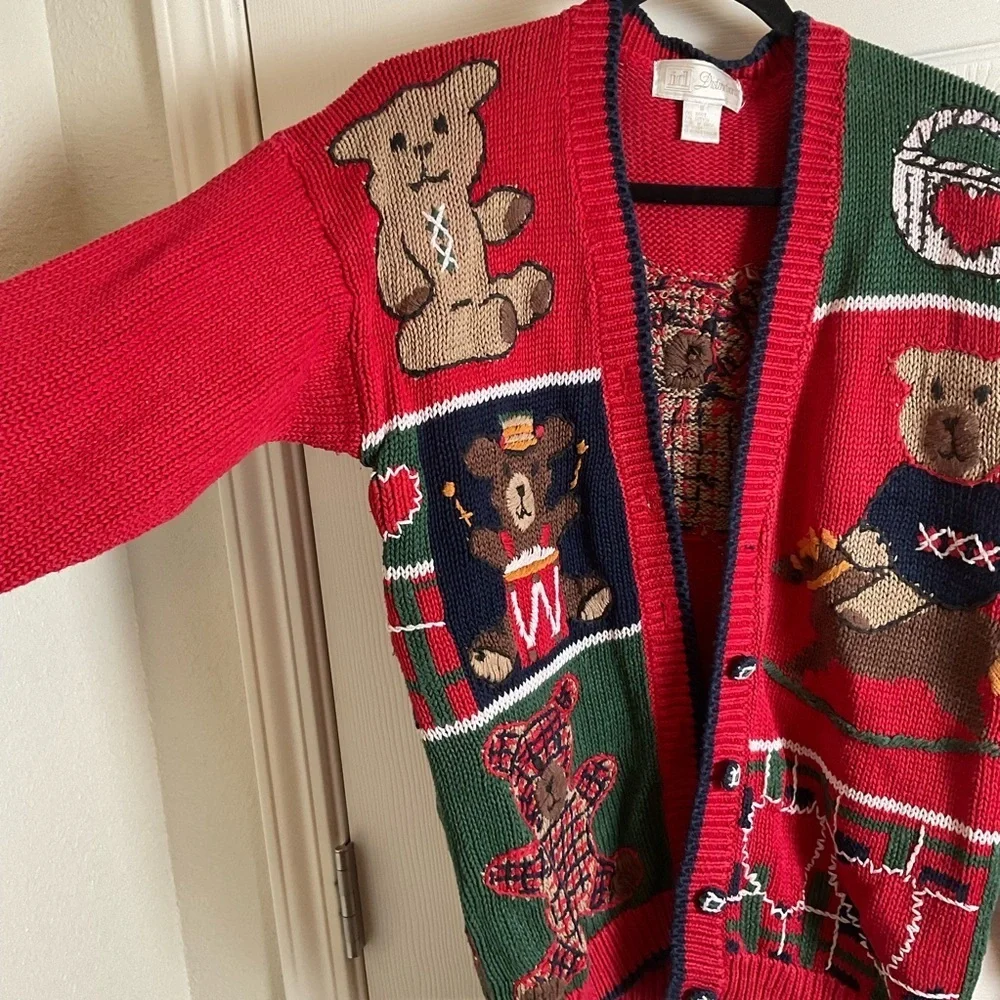 ID Distinction teddy bear and holiday motifs cardigan size small vintage 80’